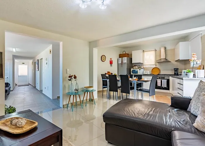 Casa Do Manuel Maria Estreito Da Calheta